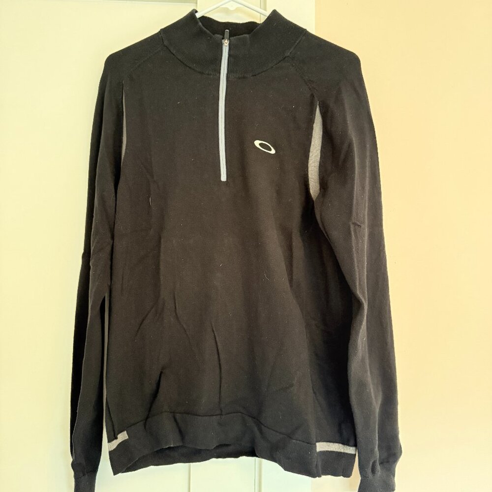 Oakley Quarter Zip Long Sleeve Sweater Size S Black Gray
